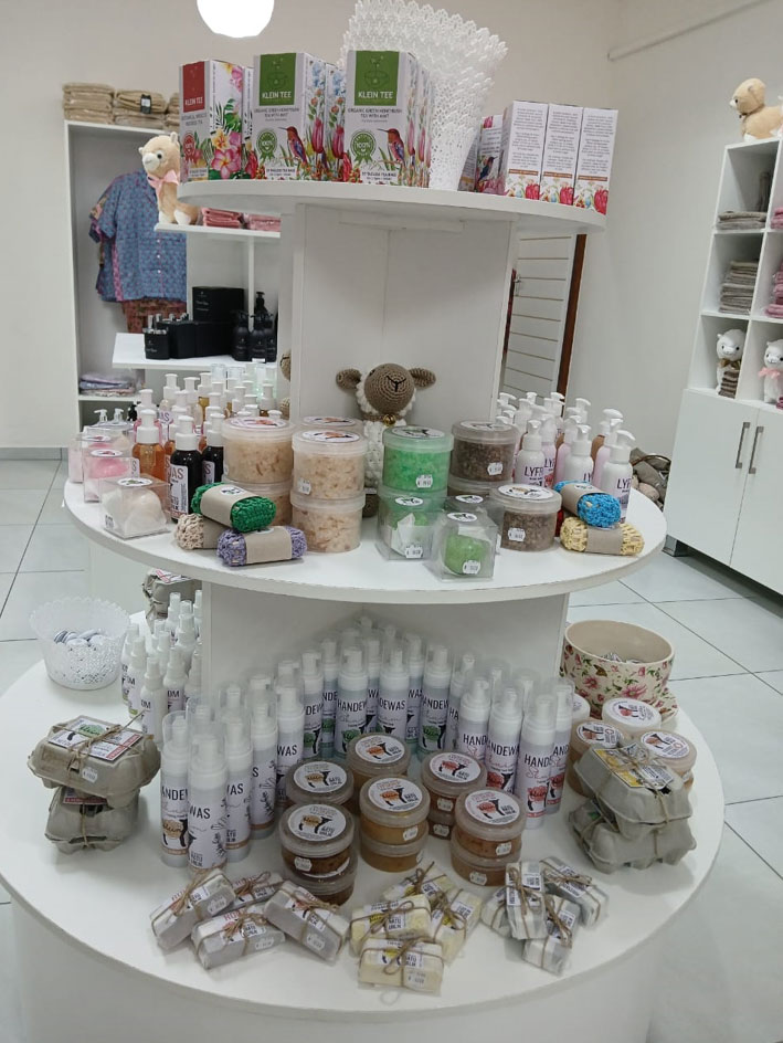 Lululuv Product Display Lululuv Product Display